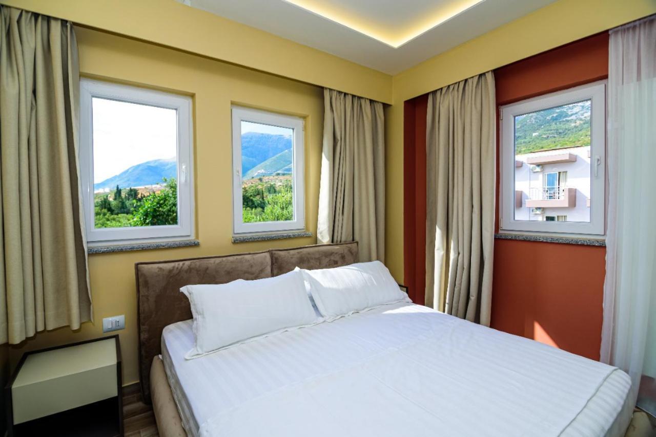 Hotel Orange เดอร์มี ภายนอก รูปภาพ