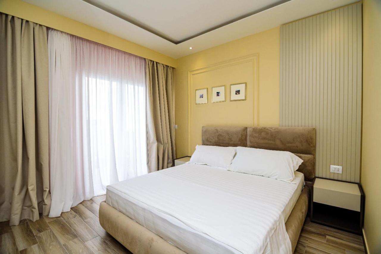 Hotel Orange เดอร์มี ภายนอก รูปภาพ
