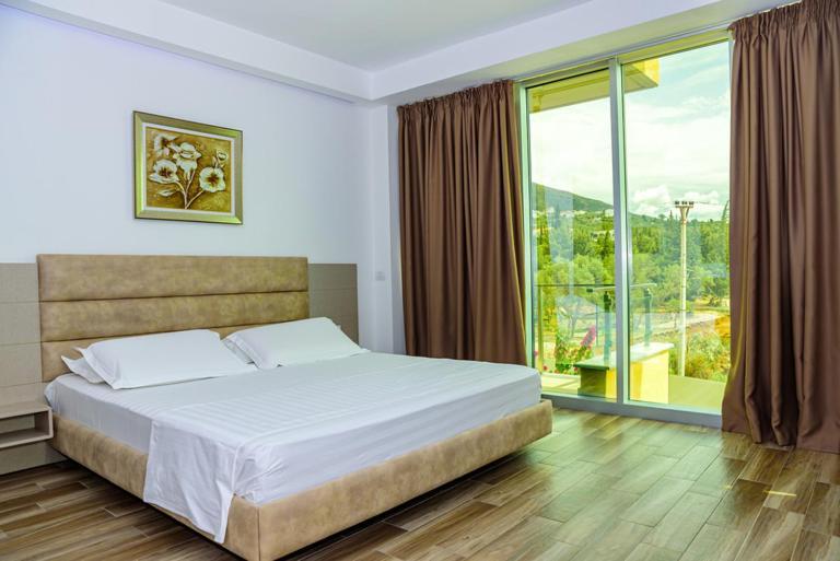 Hotel Orange เดอร์มี ภายนอก รูปภาพ